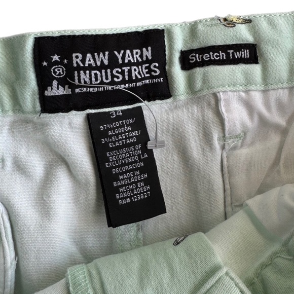 Raw Yarn Industries Men’s Stretch Twill Shorts Size 34 – Mint Green Banana Print - Picture 2 of 4